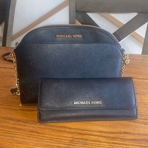 MK crossbody w/ matching wallet